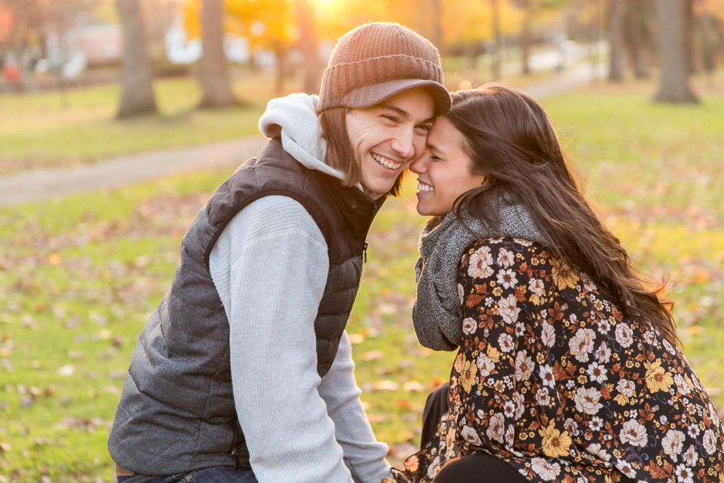 fall-engagement-wilmette-harbor-VD-74A0782
